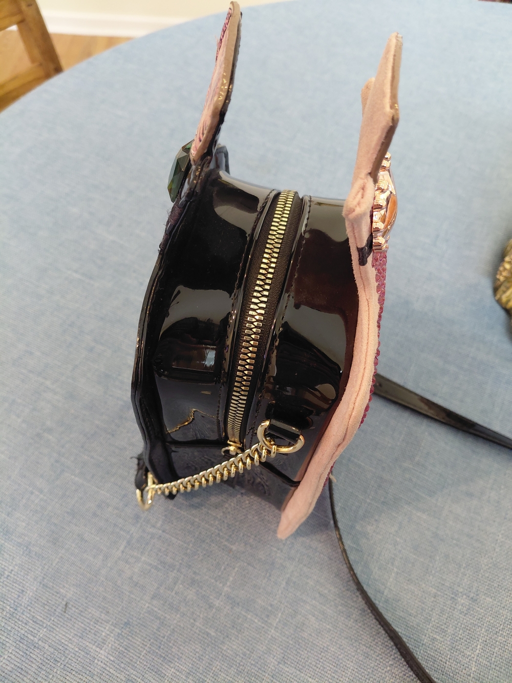 Betsey Johnson Pink Crystal 'Love Potion' Crossbody Bag - Picture 3 of 11